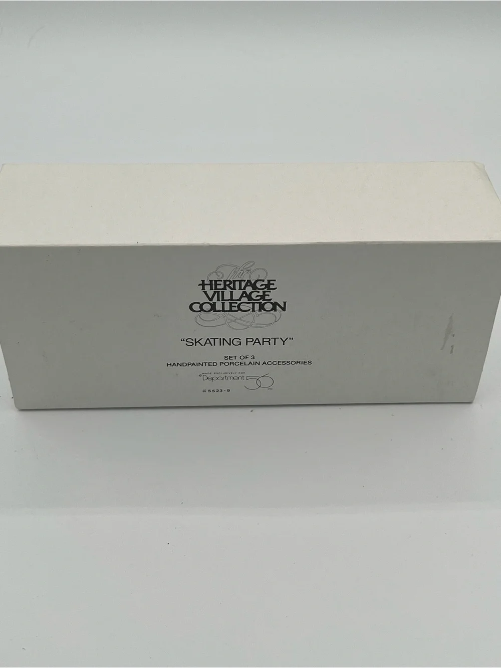2001 Retired Heritage Village Collection: 
